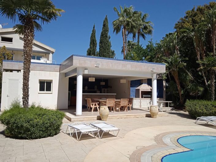 Image No.5-5 Bed House for sale