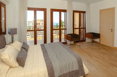 400161-detached-villa-for-sale-in-select-loca