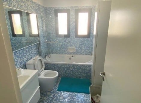 Image No.6-3 Bed House for sale