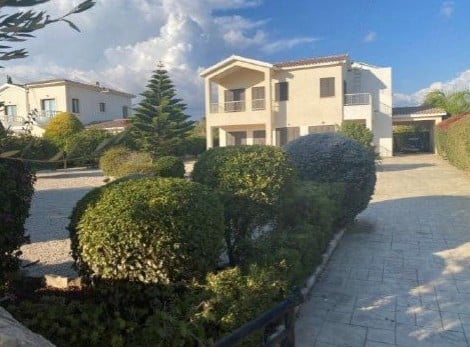 Image No.8-3 Bed House for sale