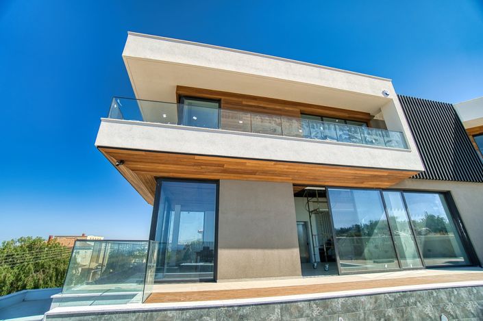 Image No.2-7 Bed House for sale