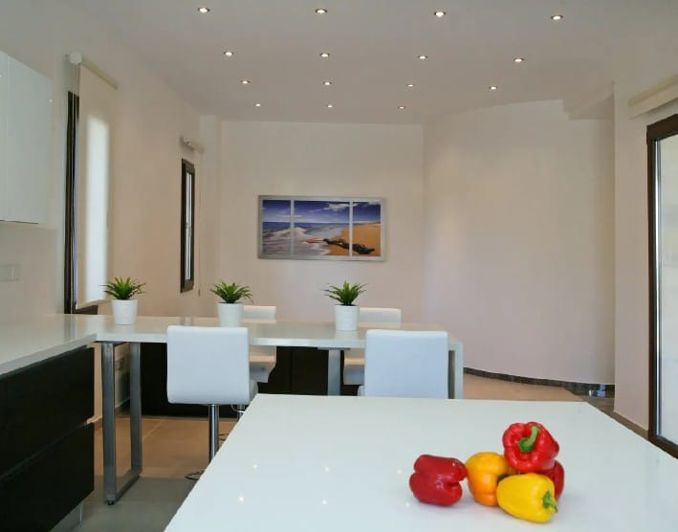 Image No.3-Maison de 5 chambres à vendre à Kalogirou