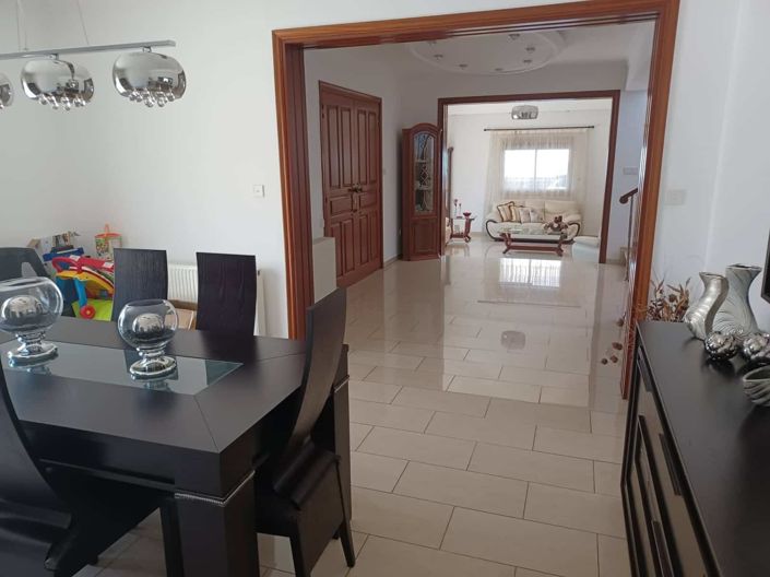 Image No.5-Maison de 5 chambres à vendre à Limassol