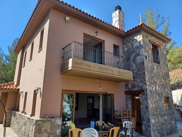 402611-detached-villa-for-sale-in-moniatisori