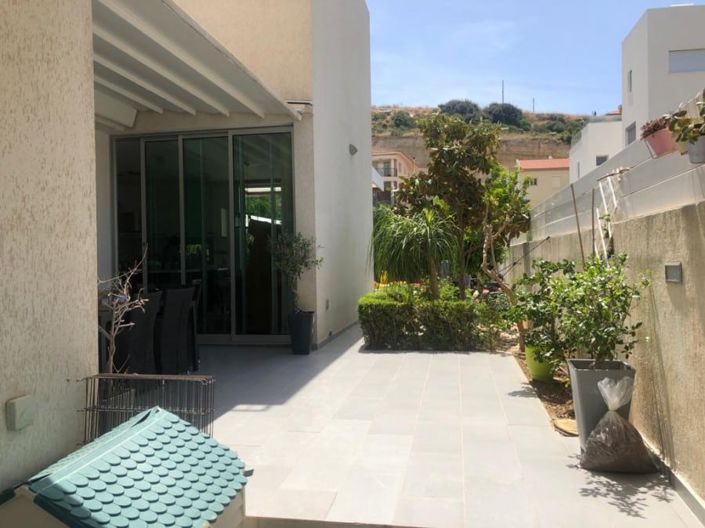 Image No.6-3 Bed House for sale