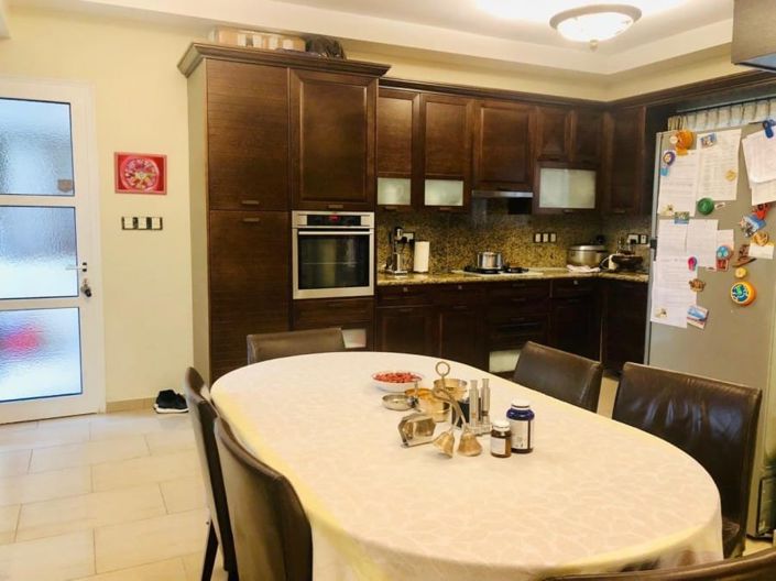 Image No.4-4 Bed House for sale