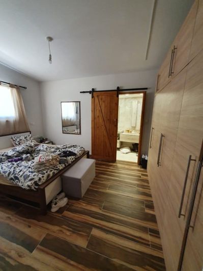 Image No.10-7 Bed House for sale