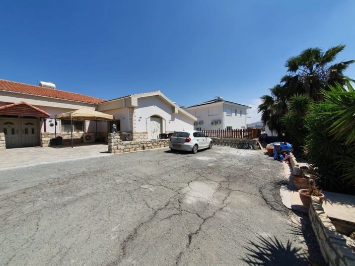 Image No.2-7 Bed House for sale