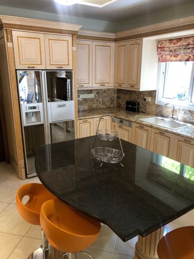 Image No.9-4 Bed House for sale