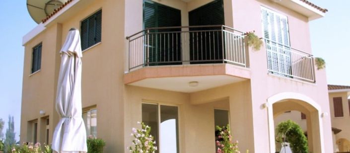 Image No.1-3 Bed House for sale