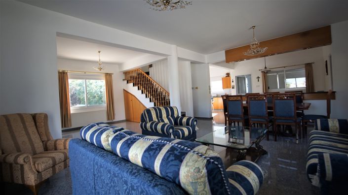 Image No.7-3 Bed House for sale