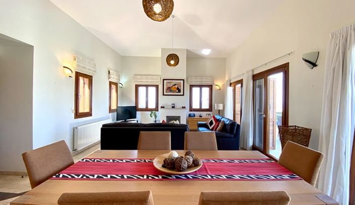 Image No.7-4 Bed House for sale