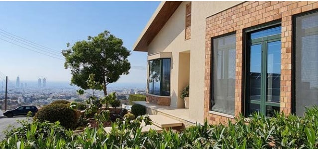 Image No.2-5 Bed House for sale