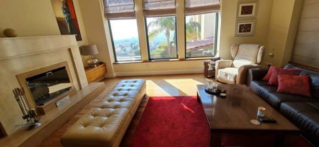 Image No.6-5 Bed House for sale