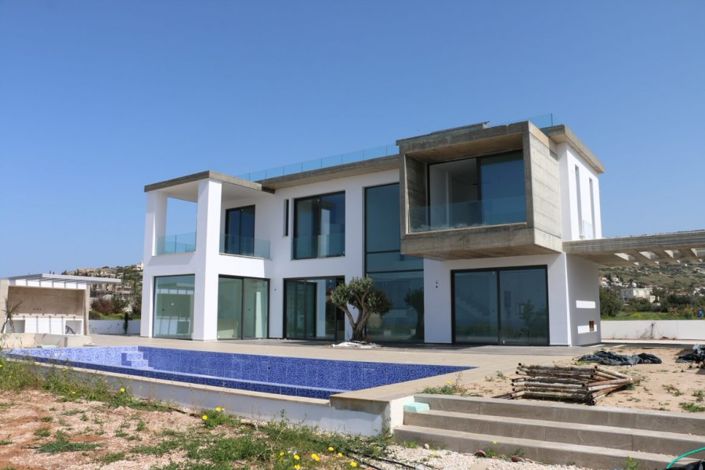 Image No.1-4 Bed House for sale