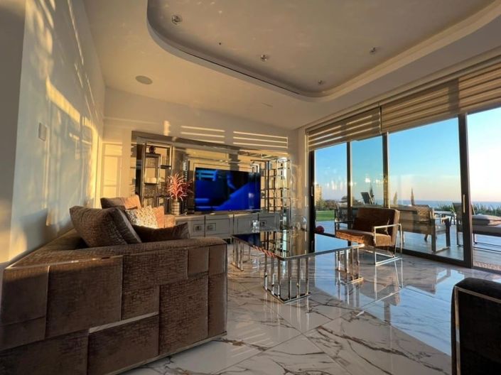 Image No.4-4 Bed House for sale