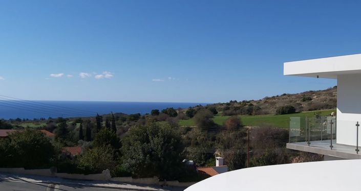 Image No.7-4 Bed House for sale