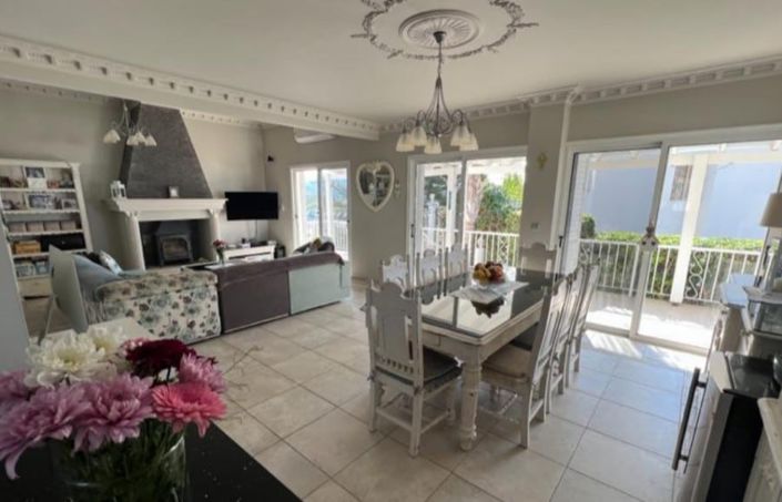 Image No.2-3 Bed House for sale