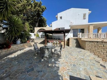 427384-detached-villa-for-sale-in-talafull