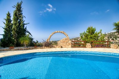 554708-detached-villa-for-sale-in-tala-kamare
