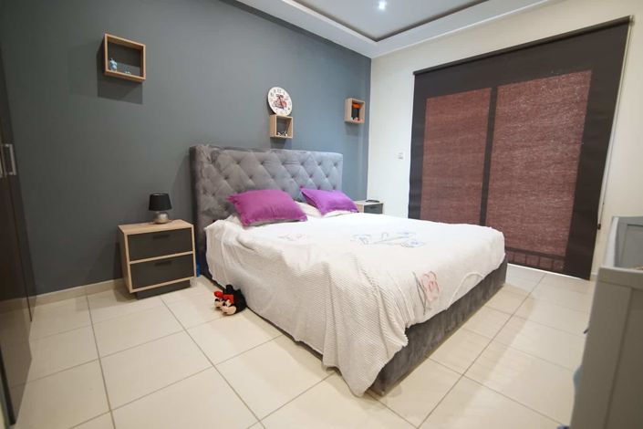 Image No.9-3 Bed House for sale