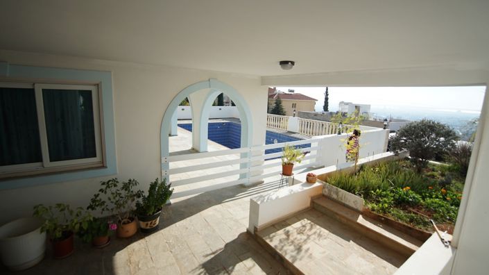 Image No.4-Maison de 9 chambres à vendre à Agia Fyla