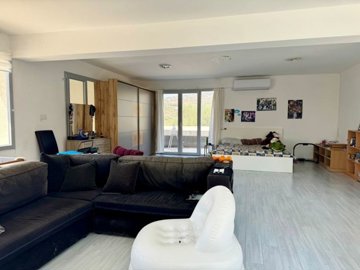 616796-detached-villa-for-sale-in-pyrgosfull