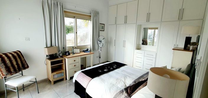 Image No.10-4 Bed House for sale