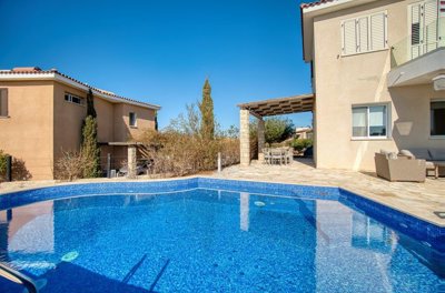 638687-detached-villa-for-sale-in-chlorakaori