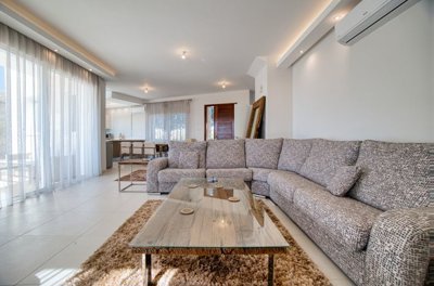 638682-detached-villa-for-sale-in-chlorakaori