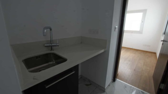 Image No.10-6 Bed House for sale