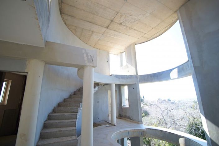 Image No.9-5 Bed House for sale