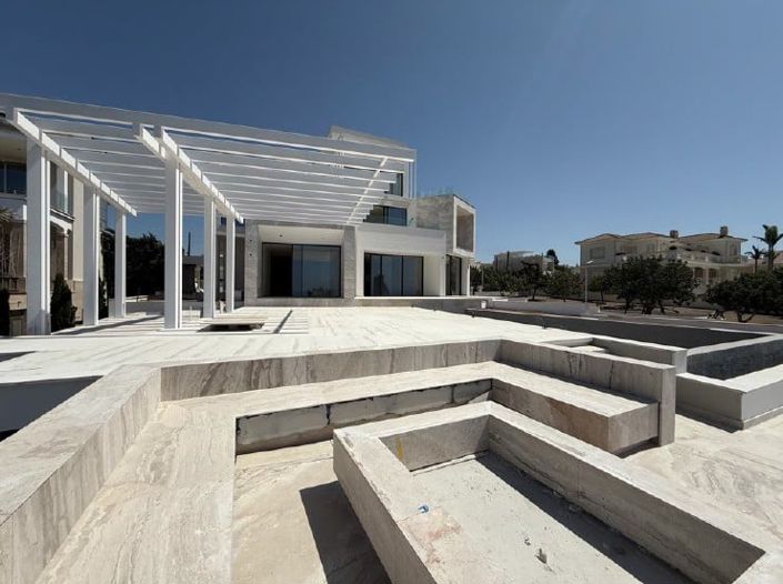 Image No.2-Maison de 7 chambres à vendre à Kalogirou