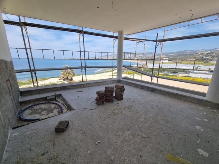 Image No.8-Maison de 5 chambres à vendre à Kissonerga