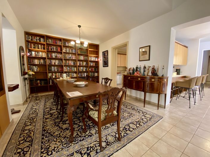 Image No.1-3 Bed House for sale
