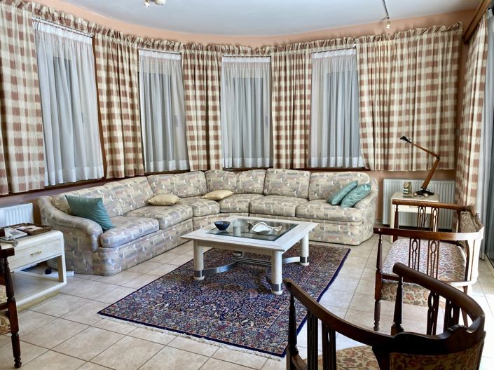 Image No.3-3 Bed House for sale