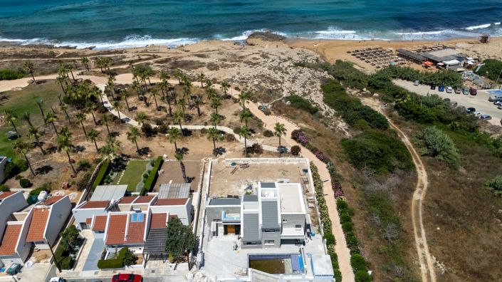 Image No.2-4 Bed House for sale