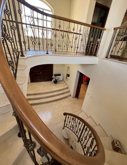 Image No.4-4 Bed House for sale