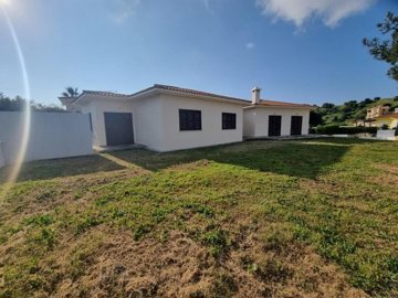 446660-bungalow-for-sale-in-pissourifull