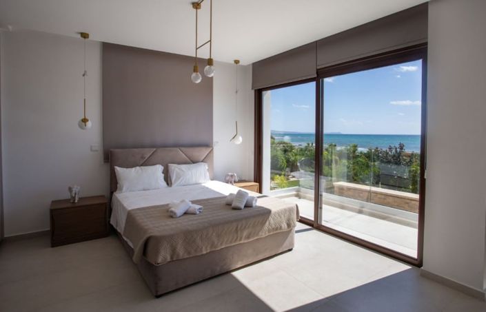 Image No.10-5 Bed House for sale