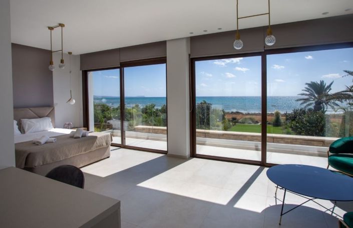 Image No.7-5 Bed House for sale