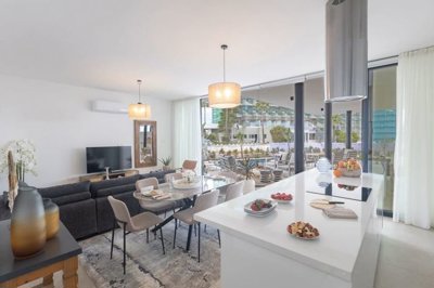 705349-detached-villa-for-sale-in-pernerafull