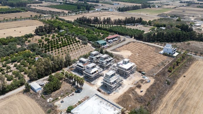 Image No.10-3 Bed House for sale