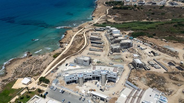 Image No.3-4 Bed House for sale