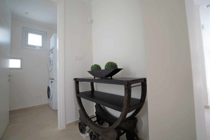 Image No.10-5 Bed House for sale