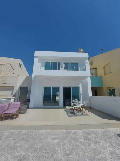 Image No.4-Maison de 4 chambres à vendre à Pervolia