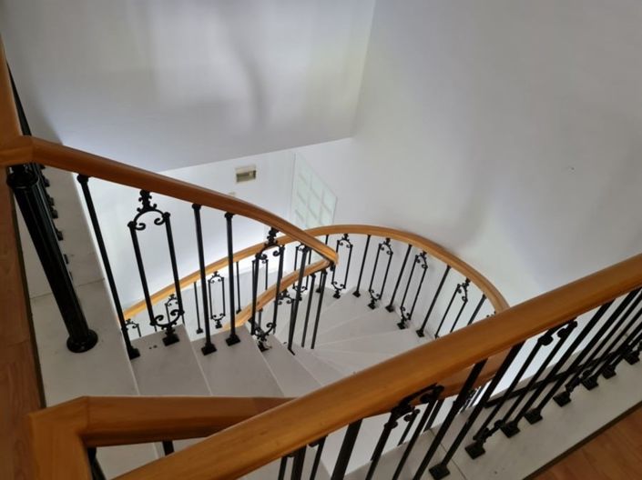 Image No.3-4 Bed House for sale