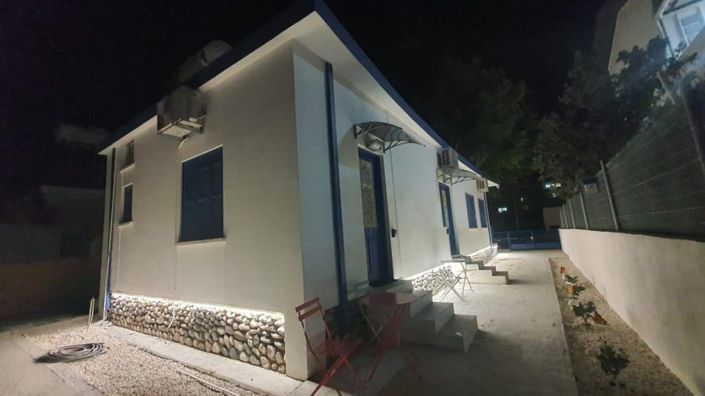 Image No.1-5 Bed House for sale