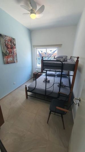 Image No.6-5 Bed House for sale