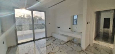 458098-detached-house-in-protarasfull